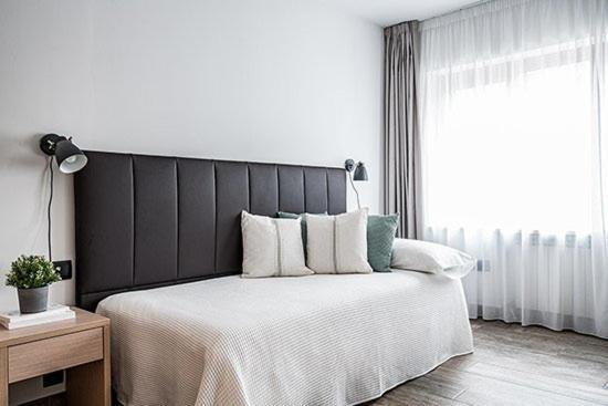 Ronces Hotel